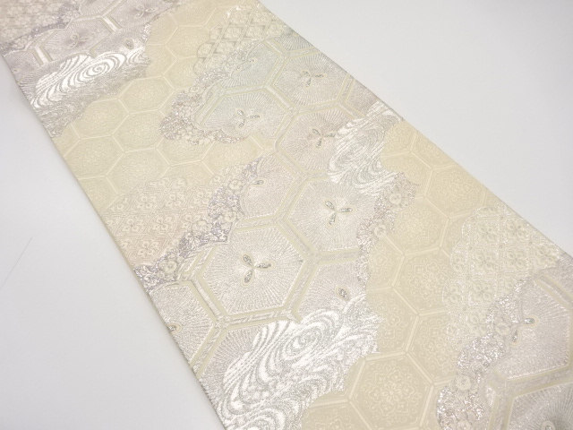 アンティーク　道長取りに若松・流水模様織り出し袋帯（着用可）